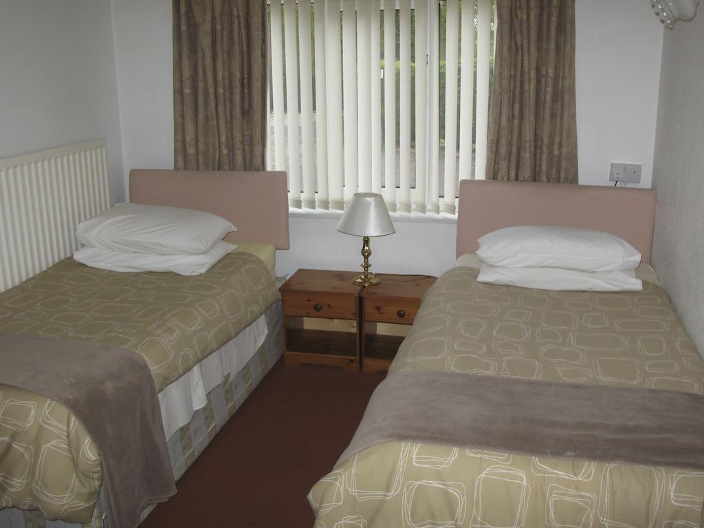 Broadwell Guest House Meriden  Kültér fotó
